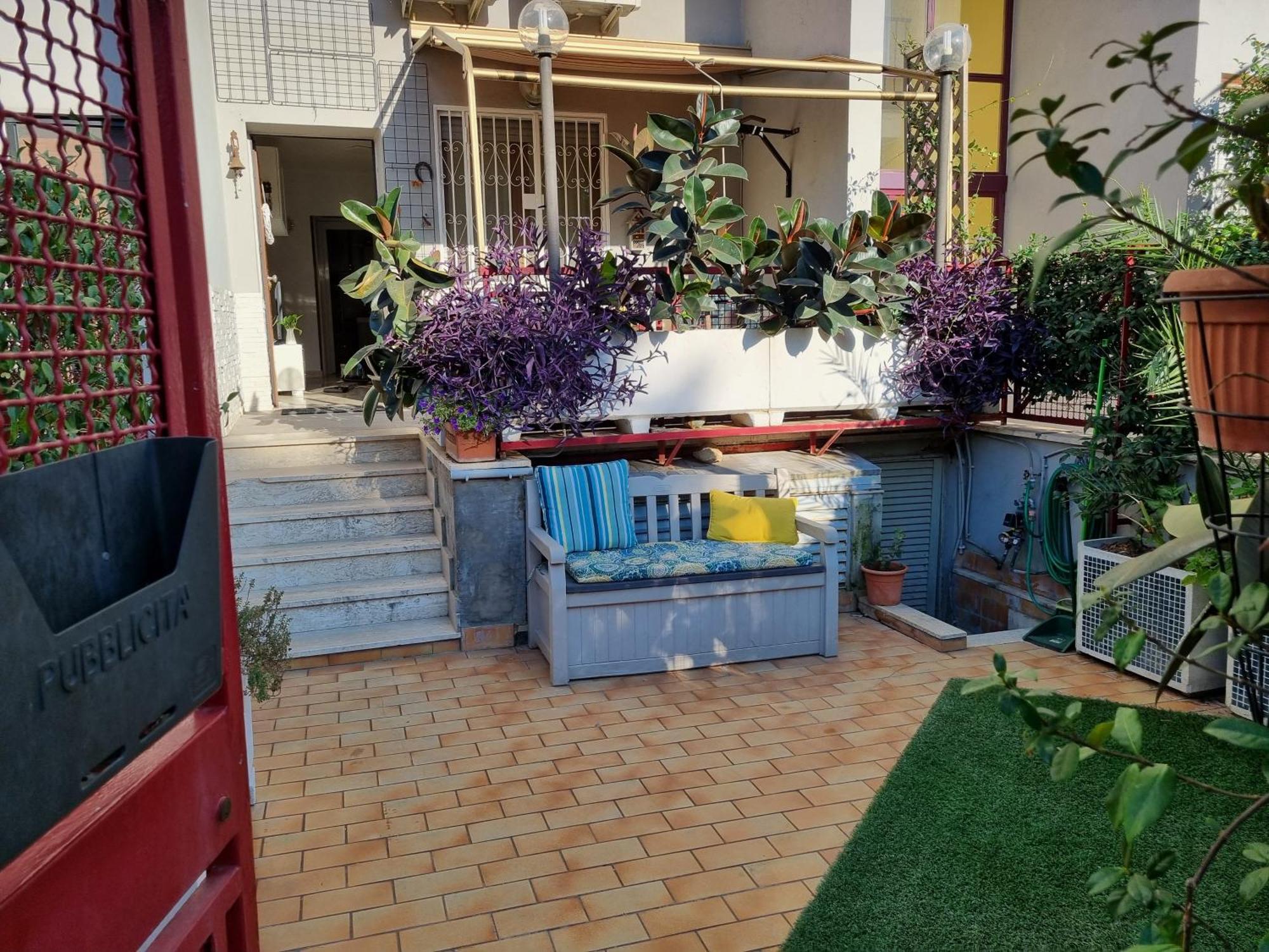 Intero Appartamento Con Giardino E Parcheggio Roma Eksteriør bilde